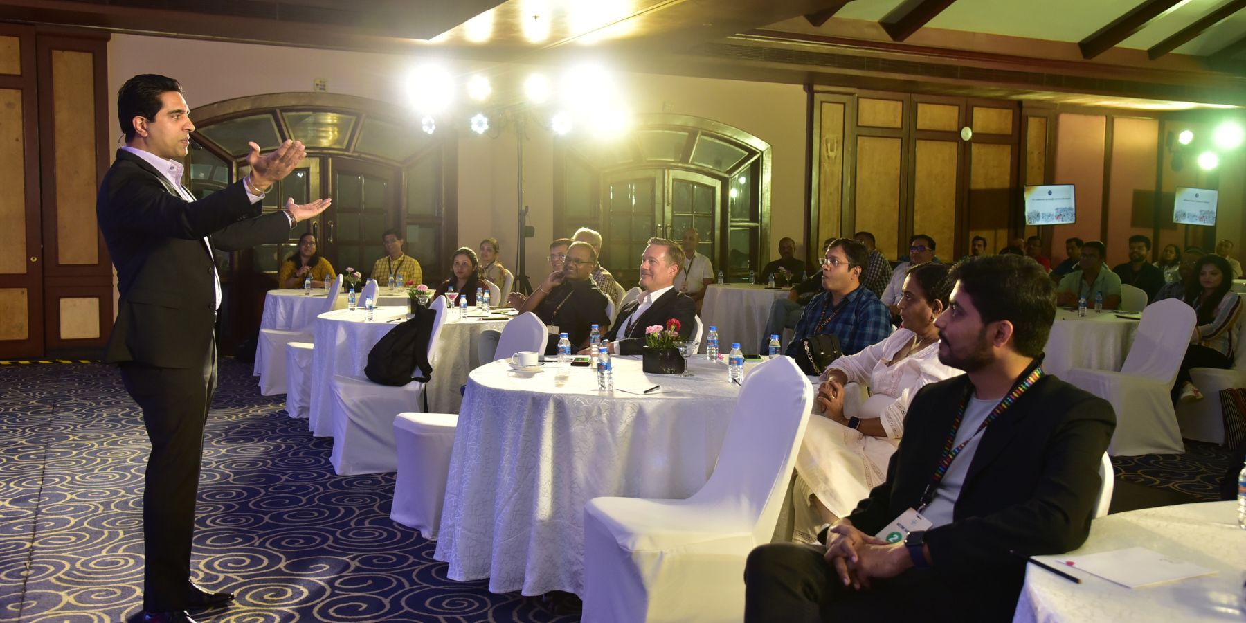 Looking for a Motivational Speaker in Delhi?