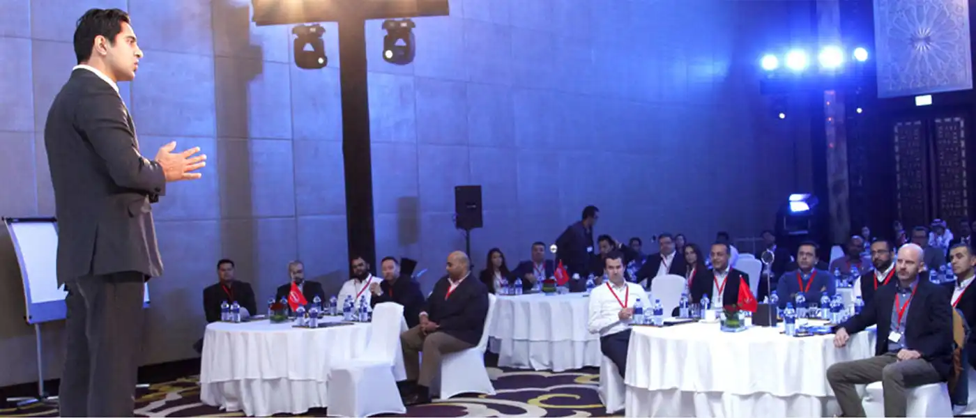 Keynote Speaker Simerjeet Singh in Dubai with a corporate audience.